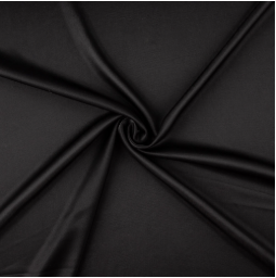 El forro de punto en color negro es suave, ligero y con un toque elástico que lo convierte en el complemento ideal .para todo tipo de prendas.