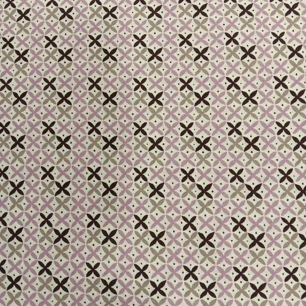 tela-algodon-estampada-geometrica-lila-beige-1 Tela de algodón estampada con cruces en tonos lila y beige, perfecta para confección, patchwork y decoración del hogar.