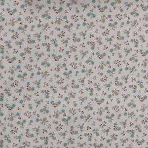 Tela de algodón con estampado de ramas de madroño y flores pequeñas sobre fondo claro