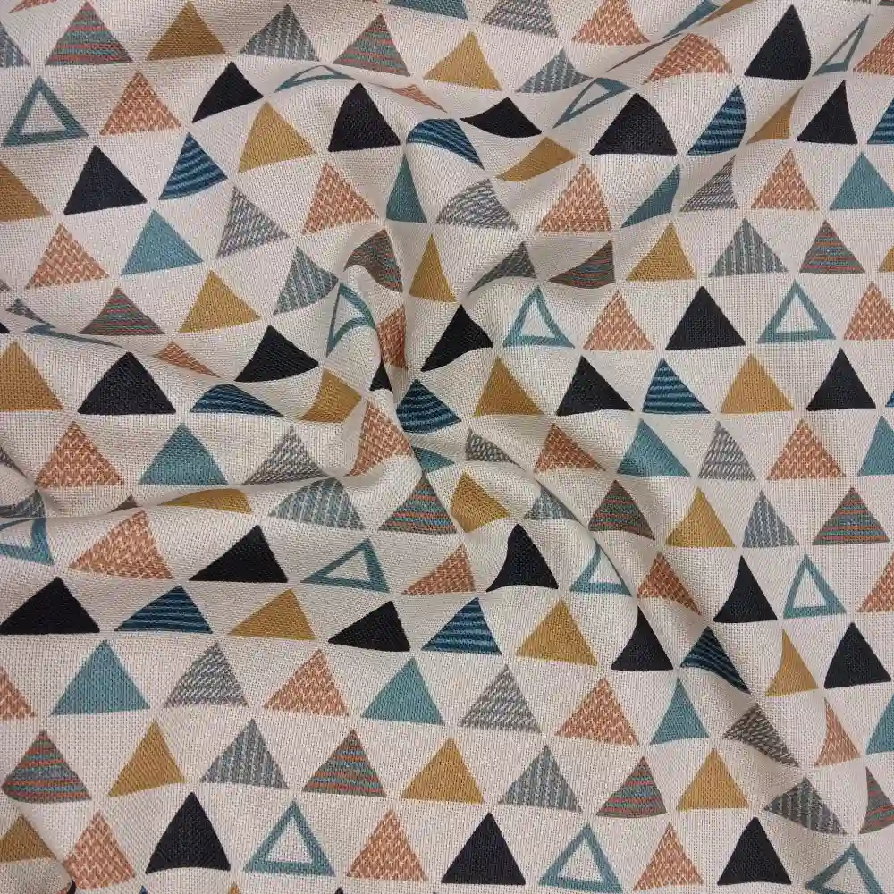 tela-loneta-canvas-estampada-triangulos-2 Tela de loneta canvas estampada con triángulos geométricos de colores