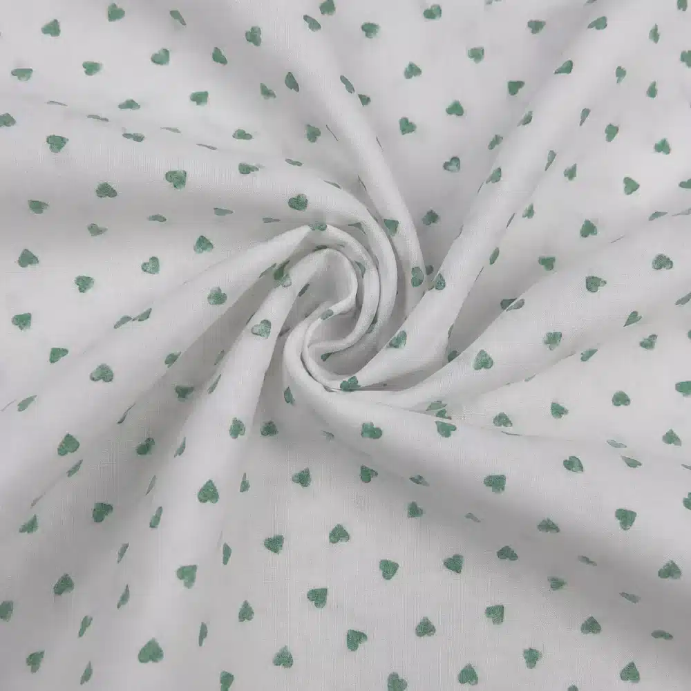 tela-algodon-blanca-estampada-corazones-verde-mint-2